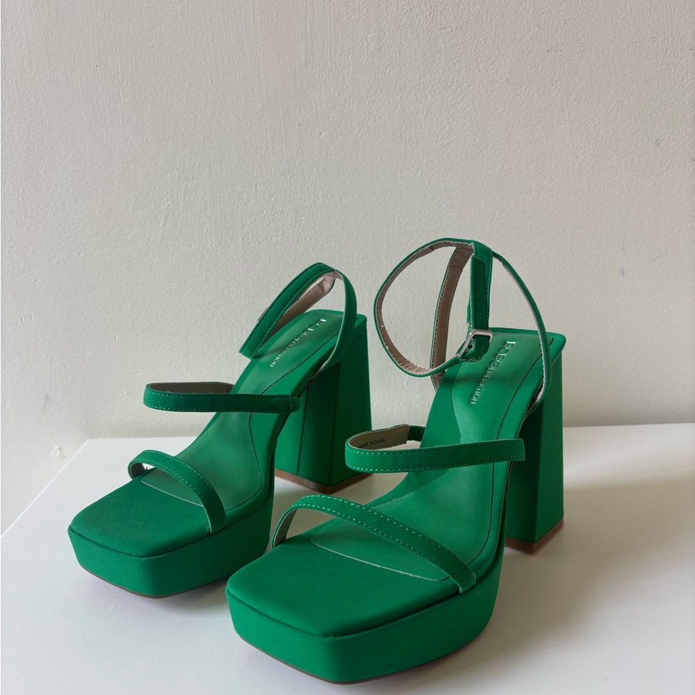 BCBG Emerald Green Platform Heels